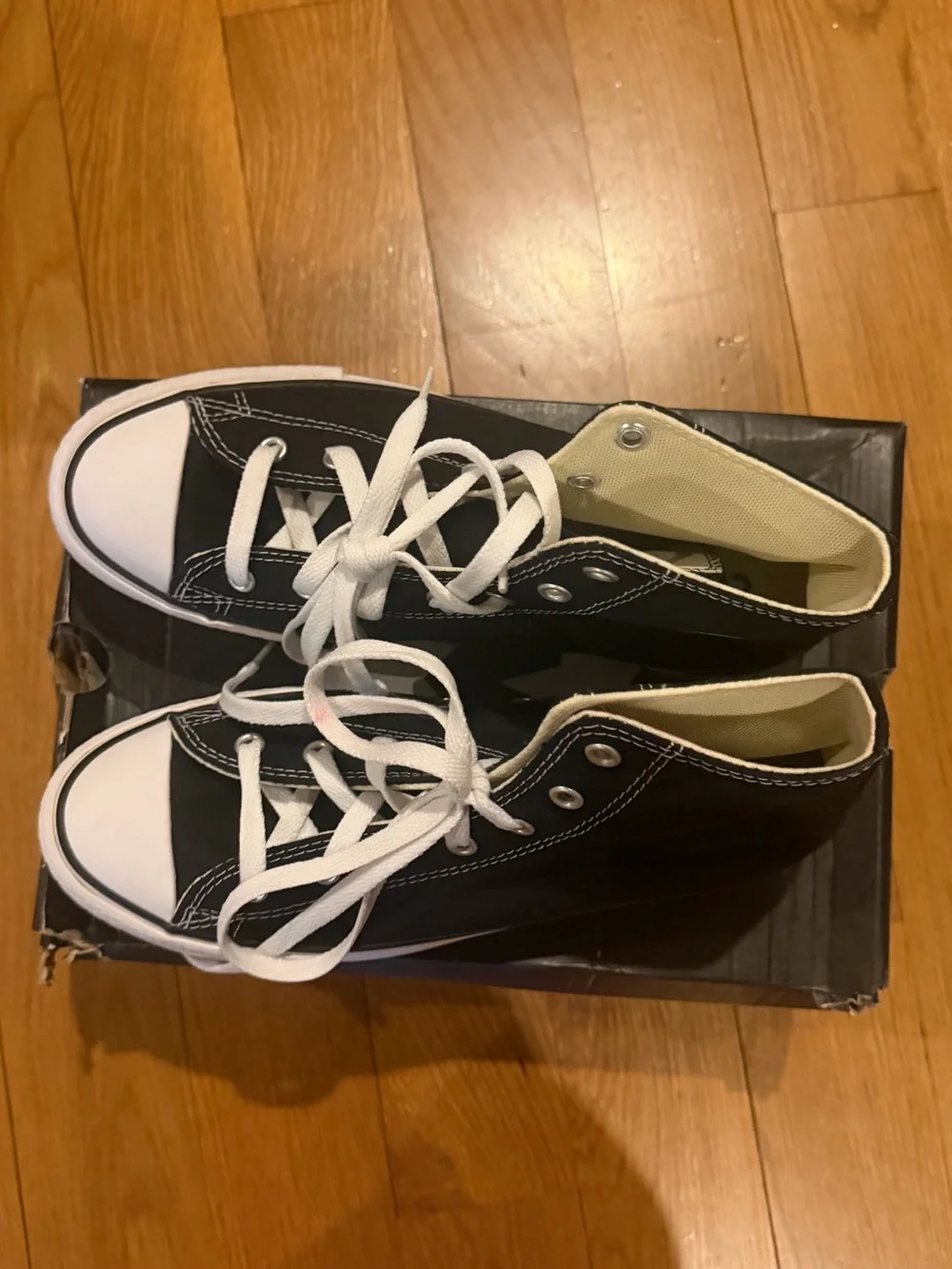 Converse new tags